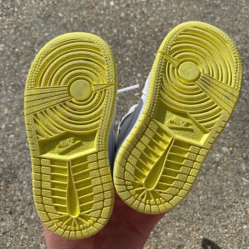 Toddler Nike Air Jordans - Size 5C